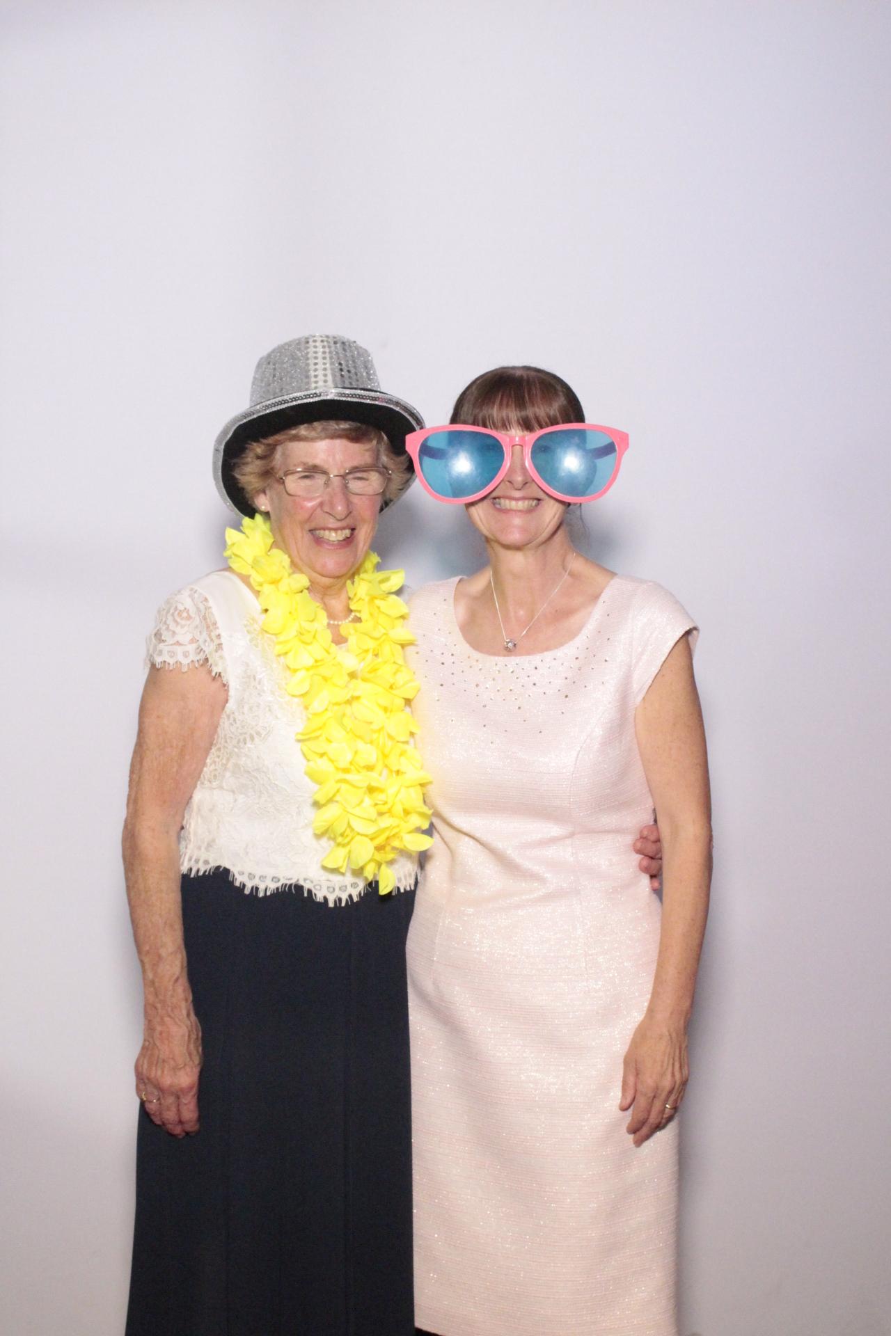 Gemma & Scott's Wedding | View more photos from the event at gallery.myphotoboothexperience.co.uk/u/MyPhotoBoothExperienceLtd/Gemma-Scotts-Wedding